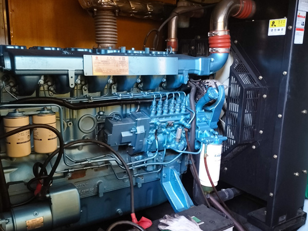 自贡磷酸铁锂蓄电池的使用寿命与哪些因素有关？